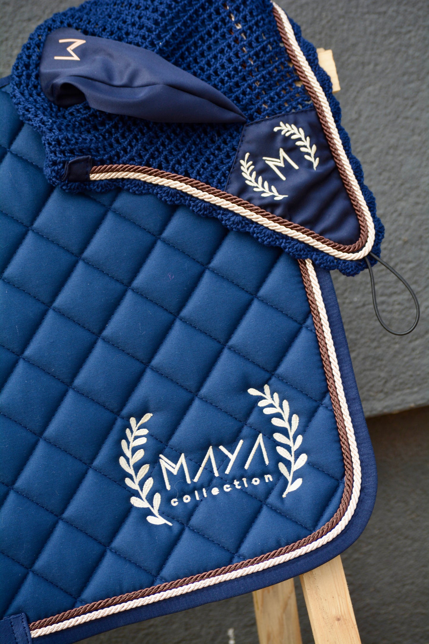 CZAPRAK NAVY BLUE